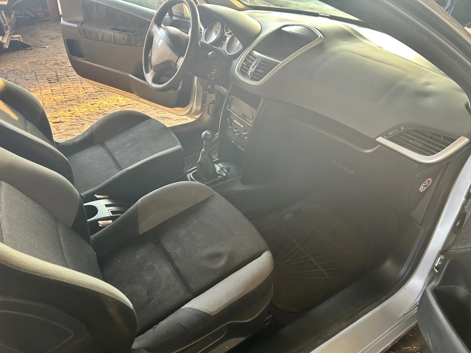 Peugeot 207  - изображение 10