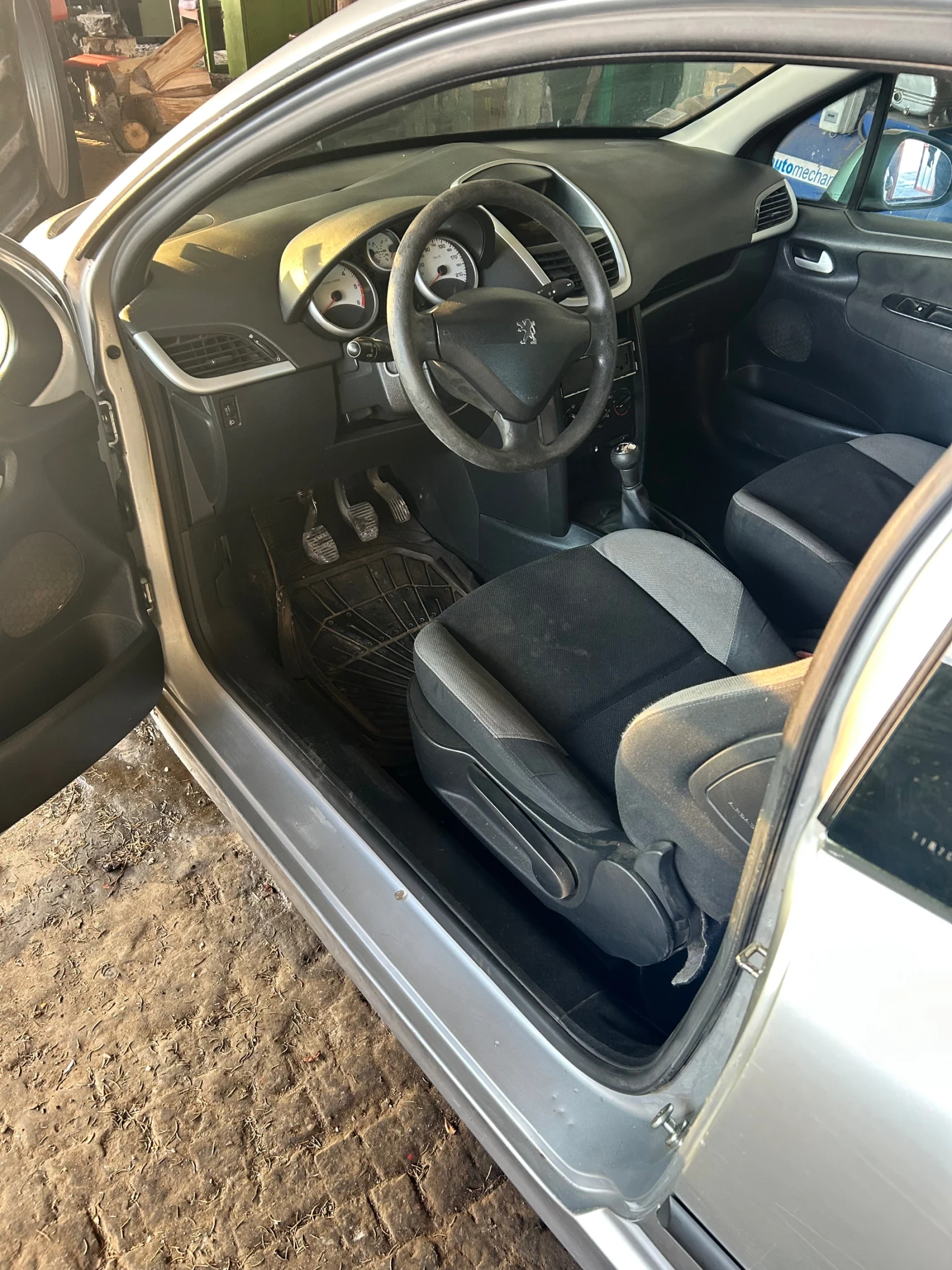Peugeot 207  - изображение 3