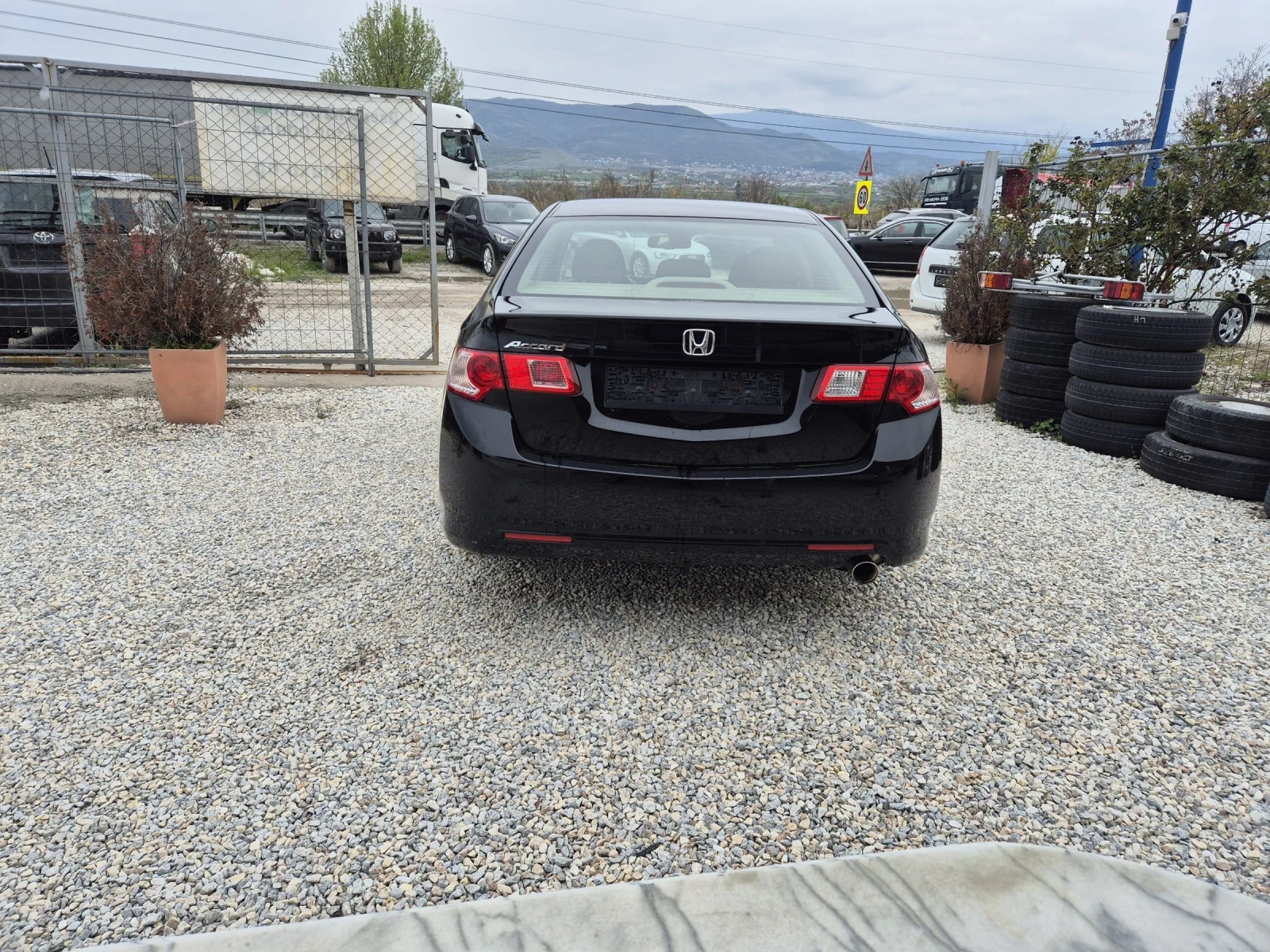 Honda Accord 2.0  - изображение 4