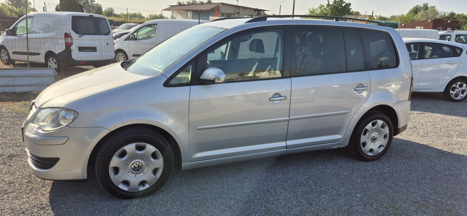 VW Touran 2.0 TDI Evro 4 - изображение 7