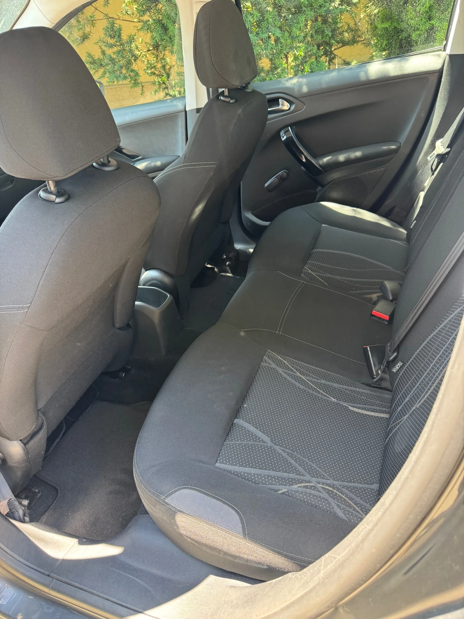 Peugeot 208 1.4HDI / Euro 5B - изображение 9