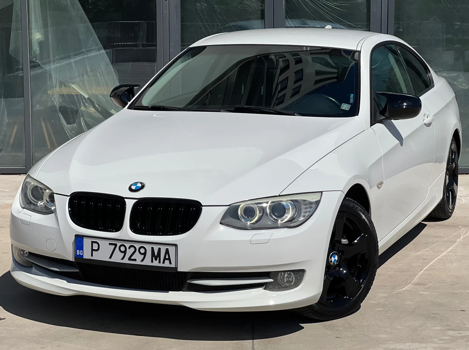 BMW 320 M-Sport/Facelift/184к.с/Нови Вериги/Full/TOP/КАСКО - изображение 6