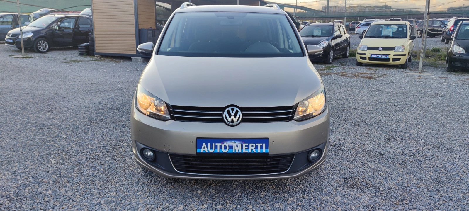 VW Touran 1.6TDI  - изображение 2