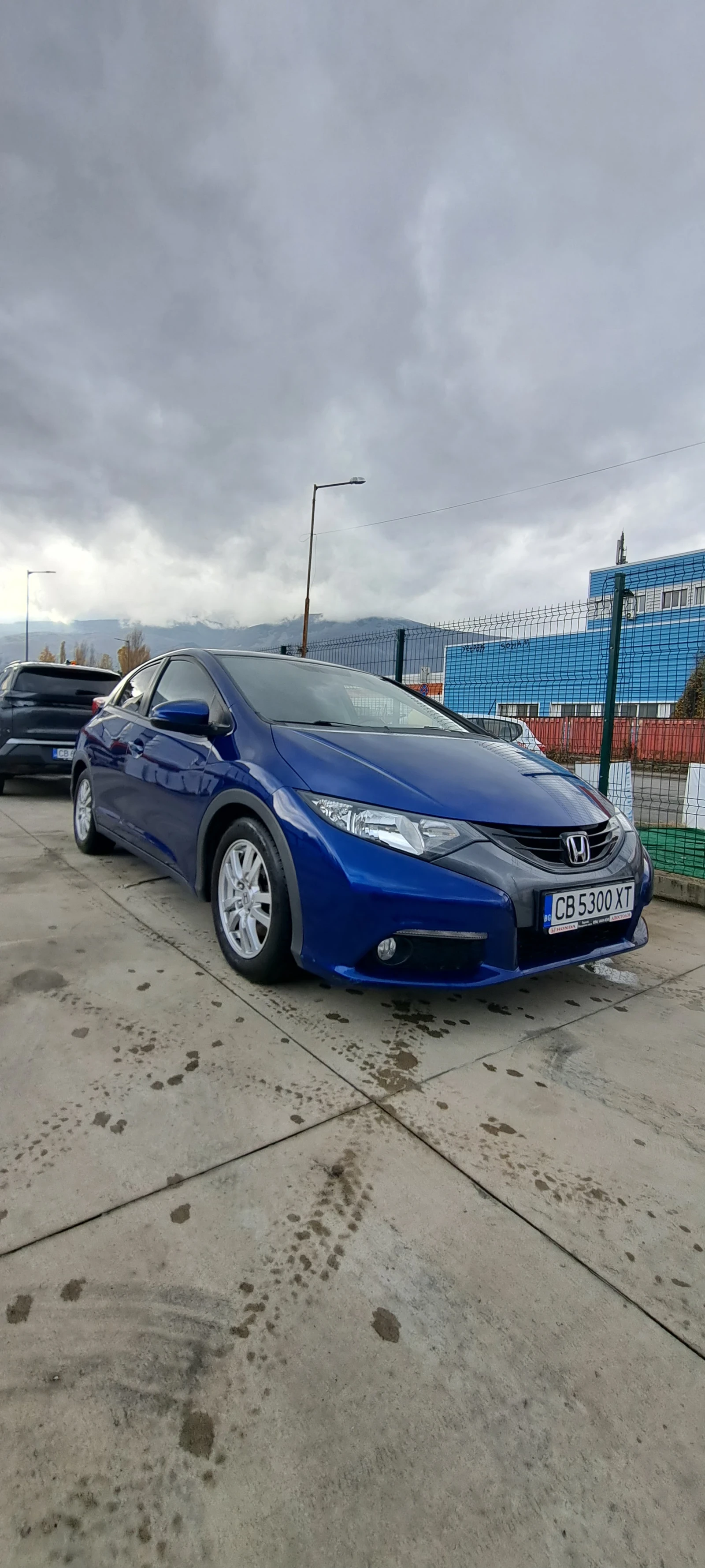 Honda Civic 2.2 i-dtec - изображение 2