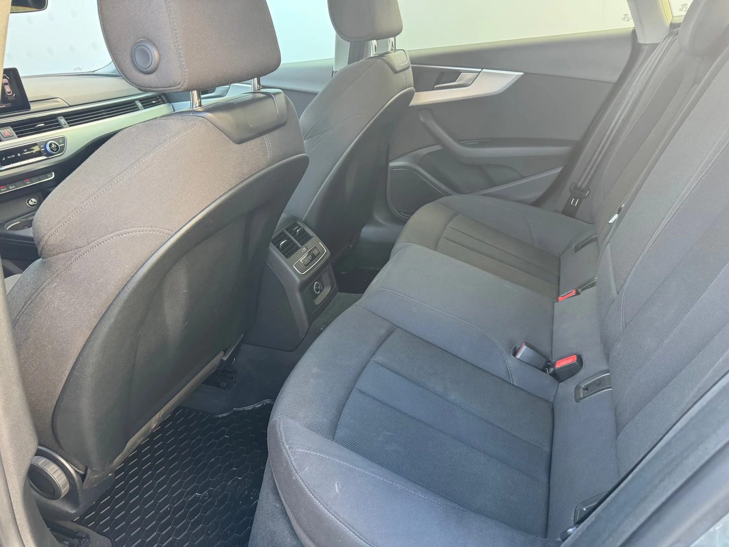 Audi A5 Sport 2.0 TDI | Mobile.bg � ����������� 8