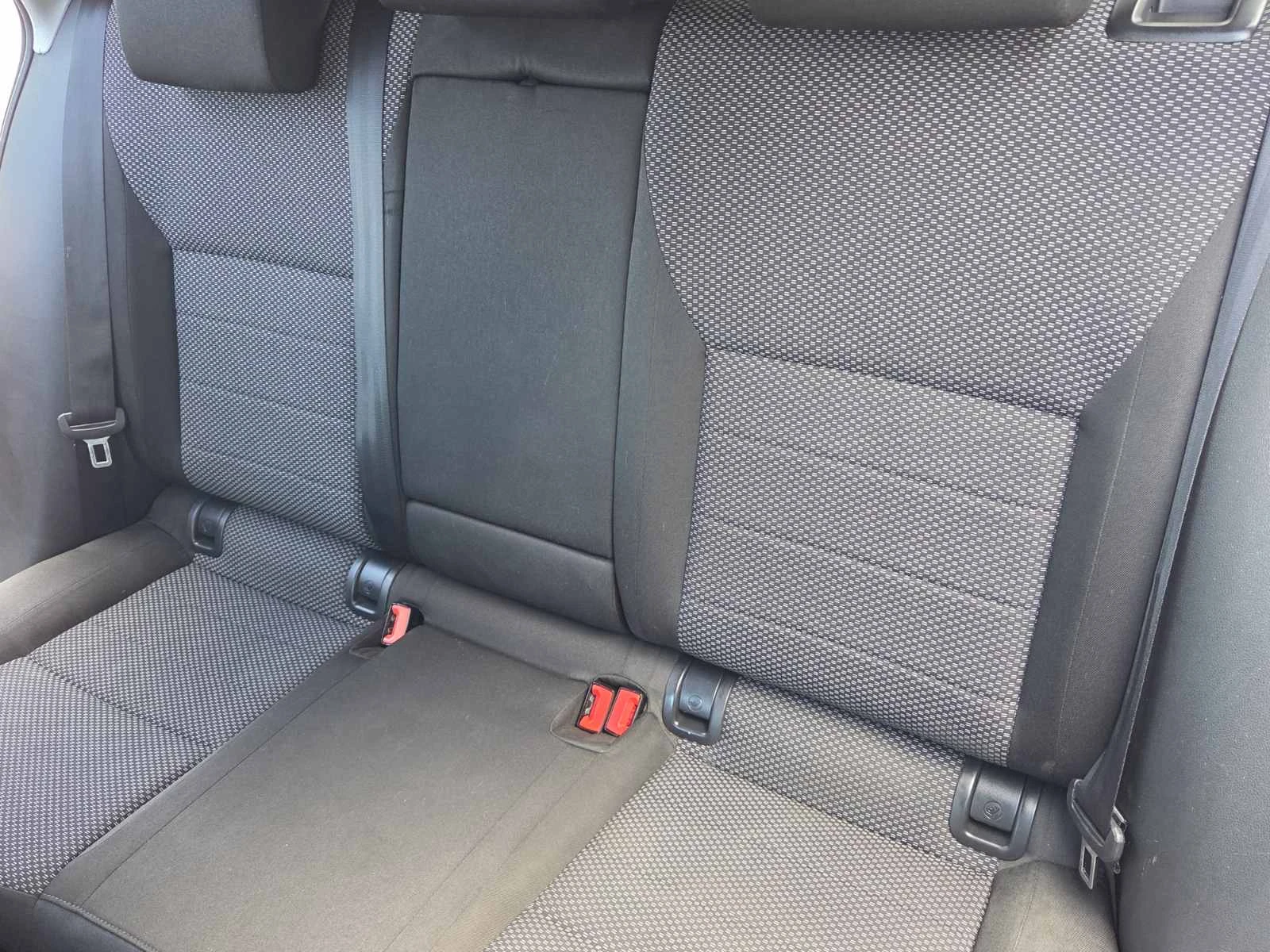 Skoda Octavia TDI/110�.�./EURO6 | Mobile.bg � ����������� 12