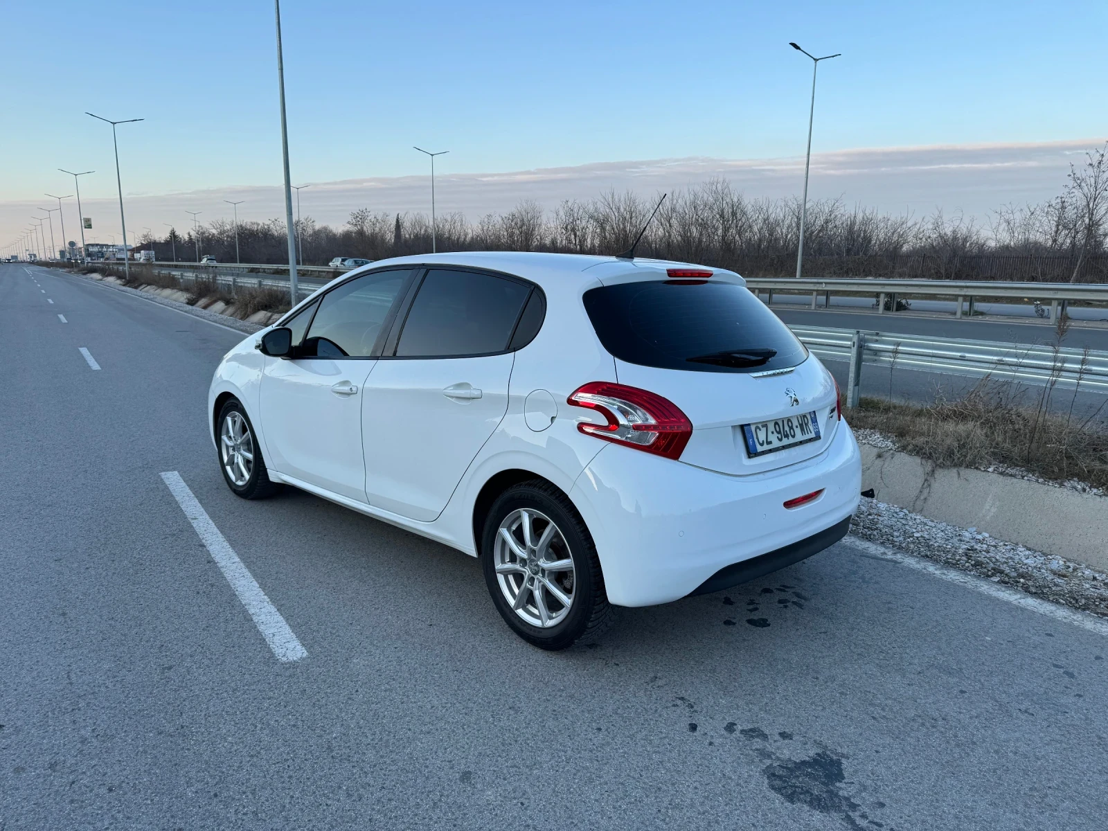 Peugeot 208 1.6 Hdi  | Mobile.bg � ����������� 3