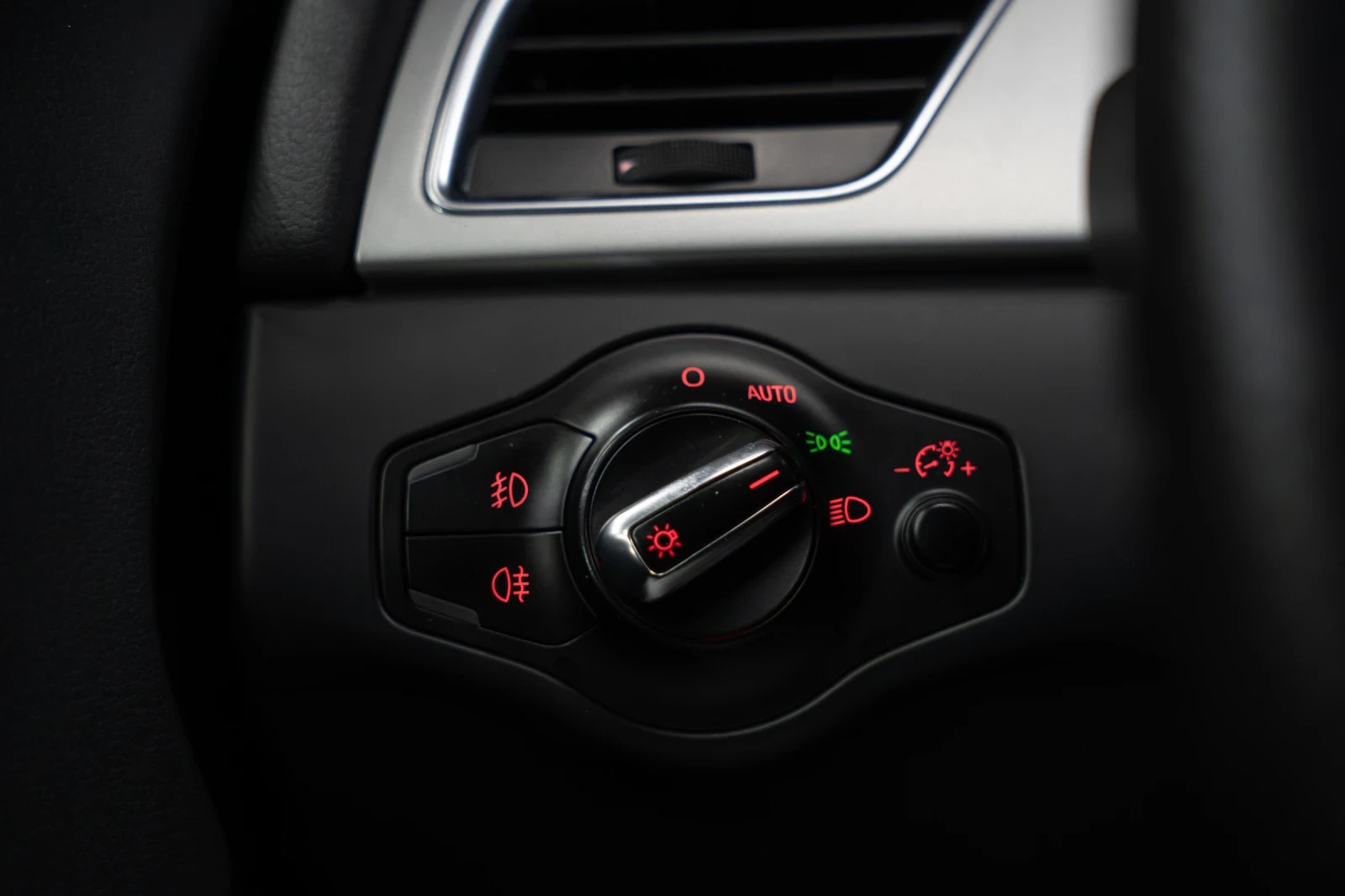 Audi A4 3xS-Line* B&O* CARPLAY - изображение 8