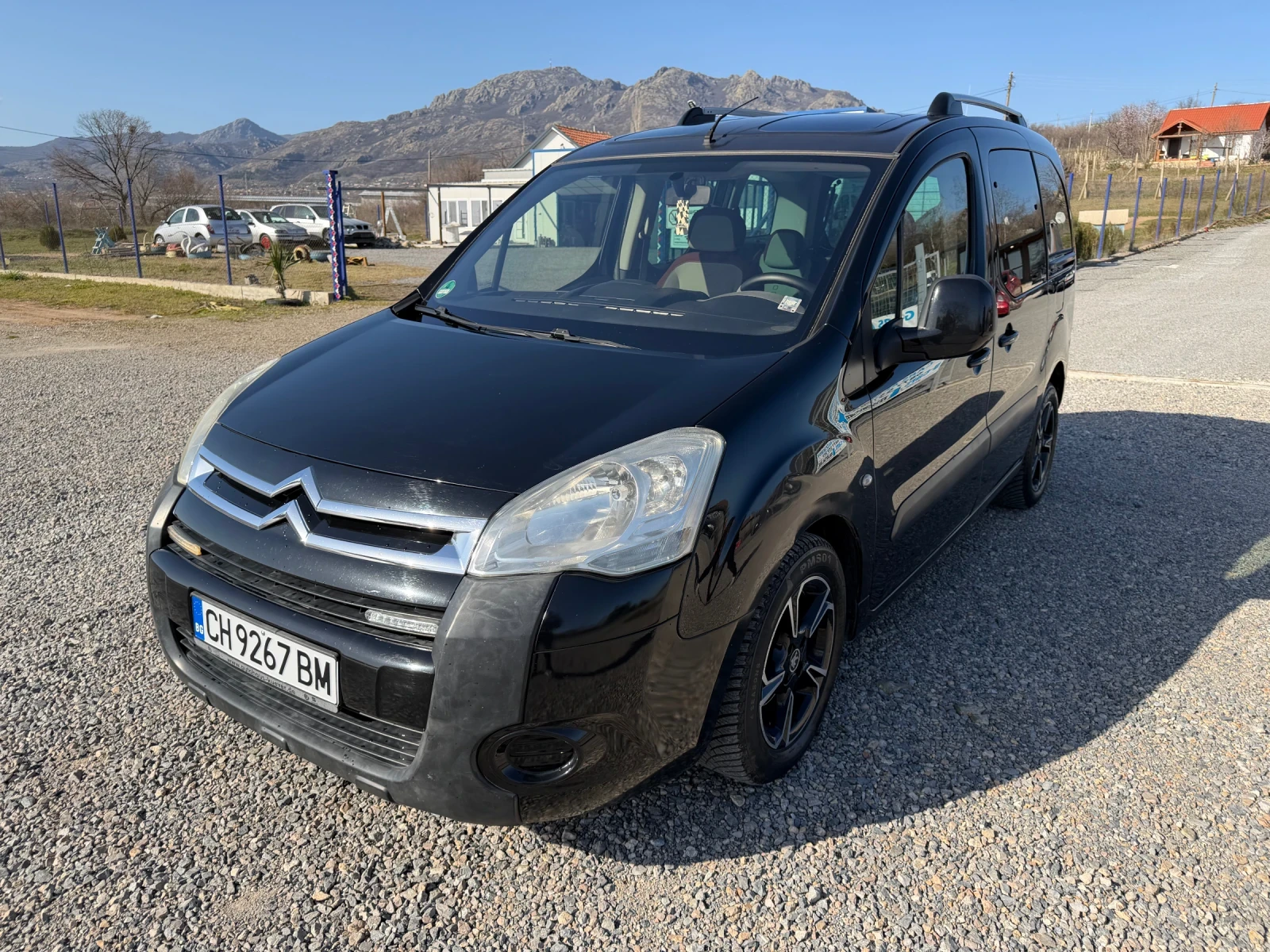 Citroen Berlingo 1.6/НАПЪЛНО ОБСЛУЖЕНА, снимка 8 - Автомобили и джипове - 53840235