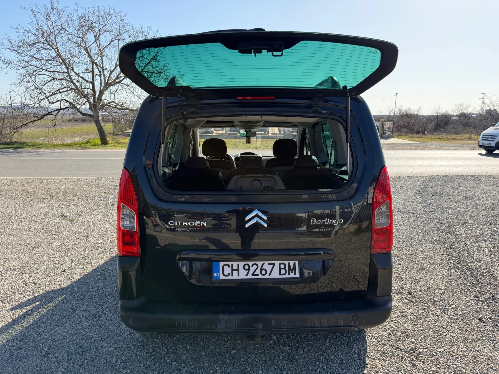 Citroen Berlingo 1.6/НАПЪЛНО ОБСЛУЖЕНА, снимка 16 - Автомобили и джипове - 53840235
