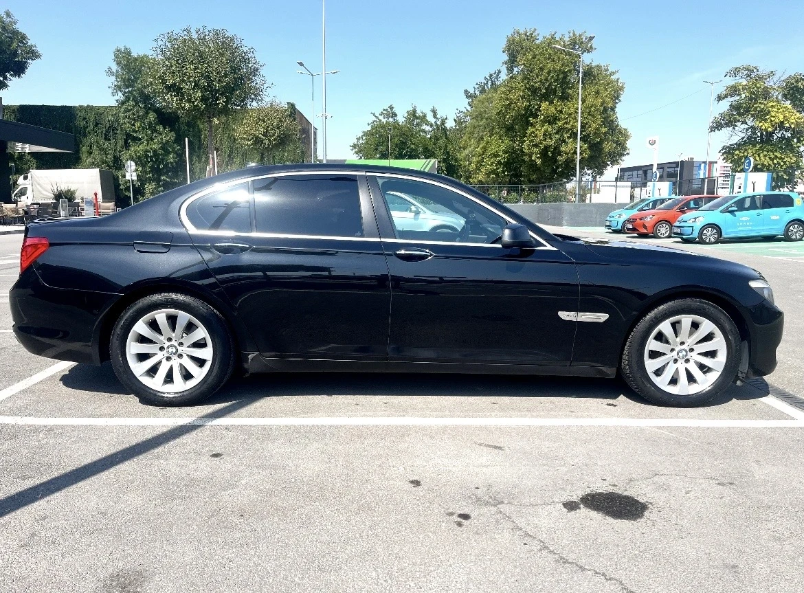 BMW 740 1 година гаранция, снимка 3 - Автомобили и джипове - 54126387