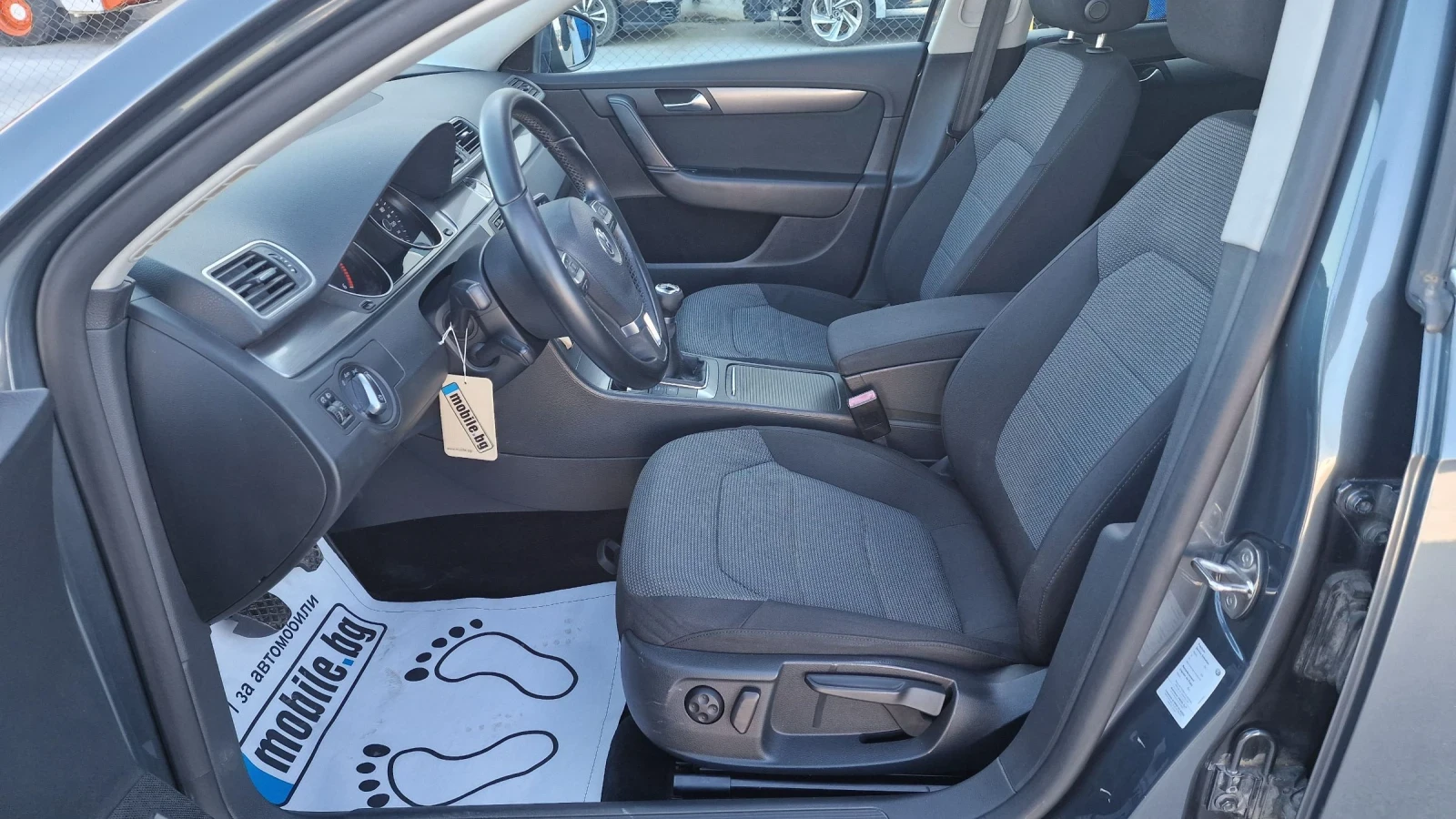 VW Passat, снимка 11 - Автомобили и джипове - 54263202