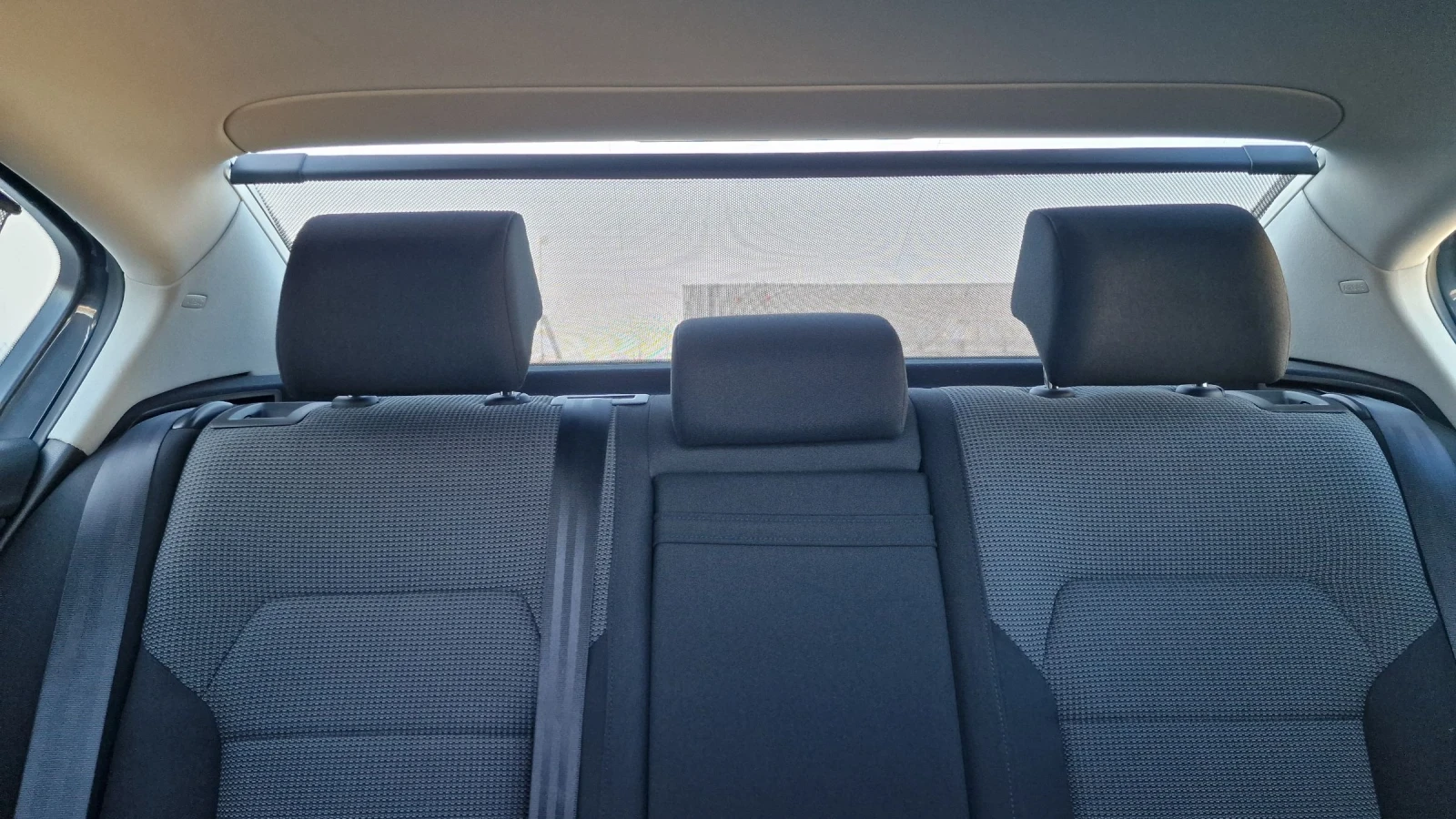 VW Passat, снимка 13 - Автомобили и джипове - 54263202