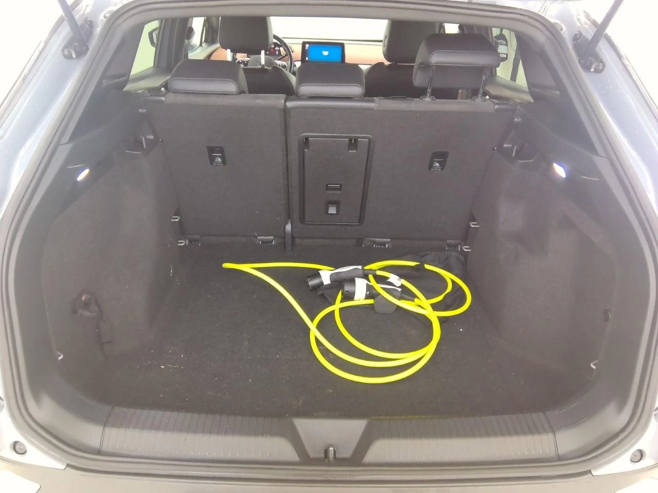 VW ID.4 -PRO-82kwh-iq LED-Distronik-Europe-SOH 93.77%-, снимка 16 - Автомобили и джипове - 54974655