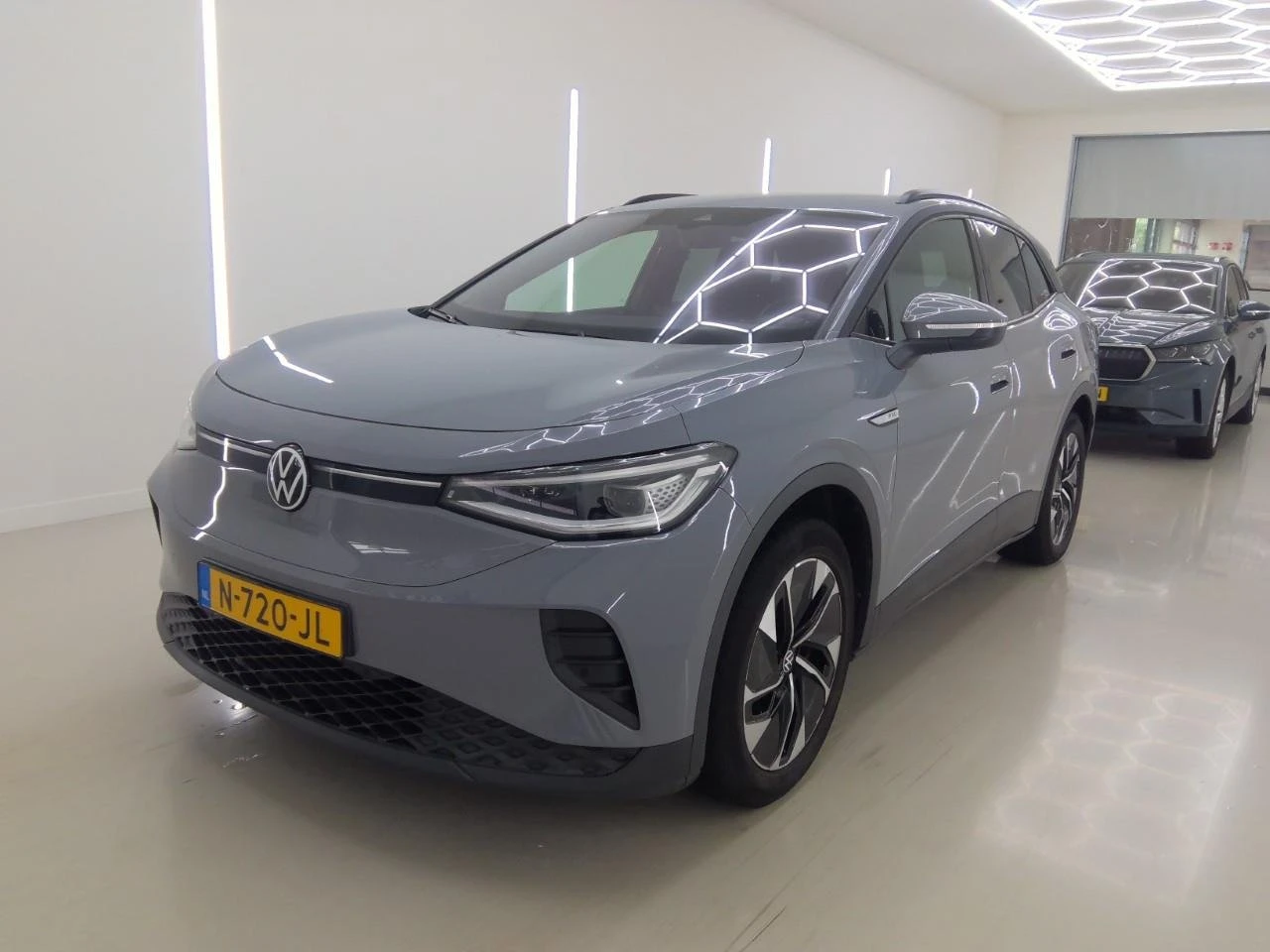 VW ID.4 -PRO-82kwh-iq LED-Distronik-Europe-SOH 93.77%-, снимка 5 - Автомобили и джипове - 54974655