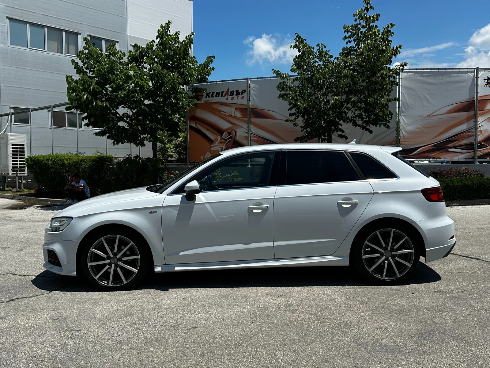 Audi A3 Sportback/S line/ГАРАНЦИЯ, снимка 2 - Автомобили и джипове - 55027340