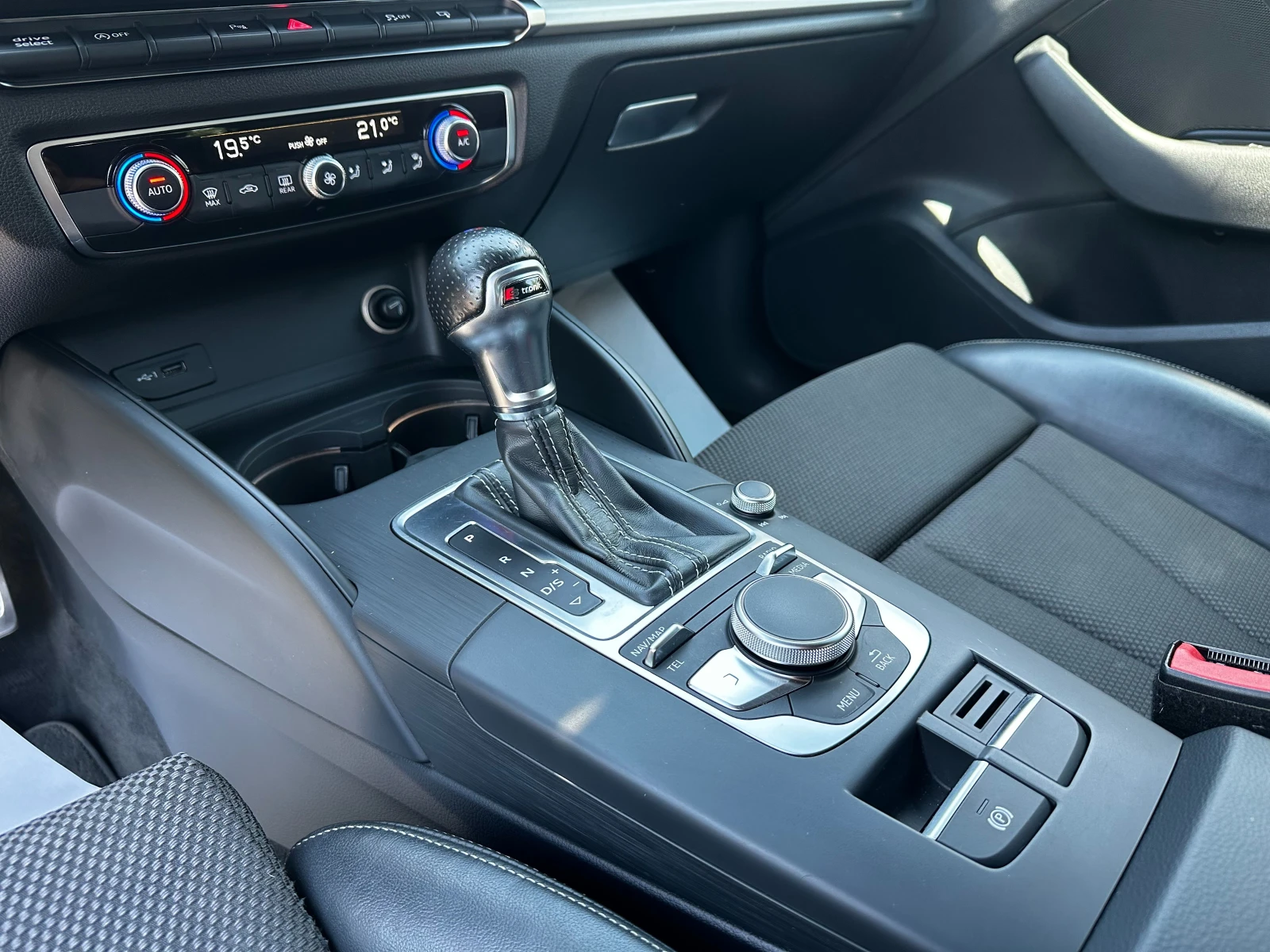 Audi A3 Sportback/S line/ГАРАНЦИЯ, снимка 12 - Автомобили и джипове - 55027340