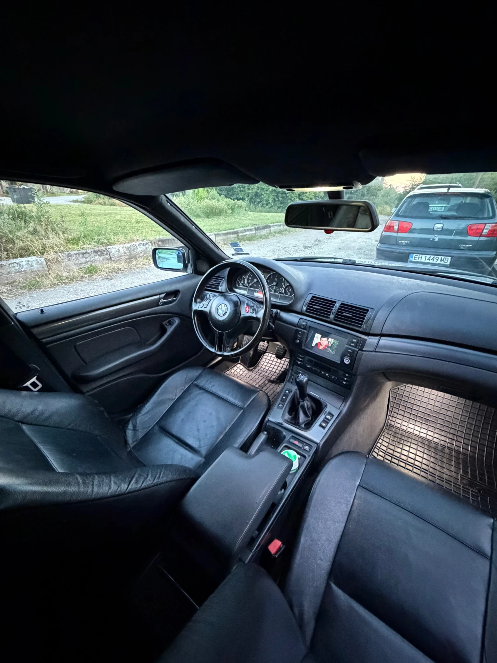 BMW 330 E46, снимка 7 - Автомобили и джипове - 55396645