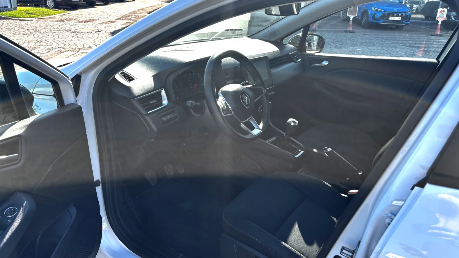Renault Clio 1.0Tce/100к.с, снимка 10 - Автомобили и джипове - 55595488