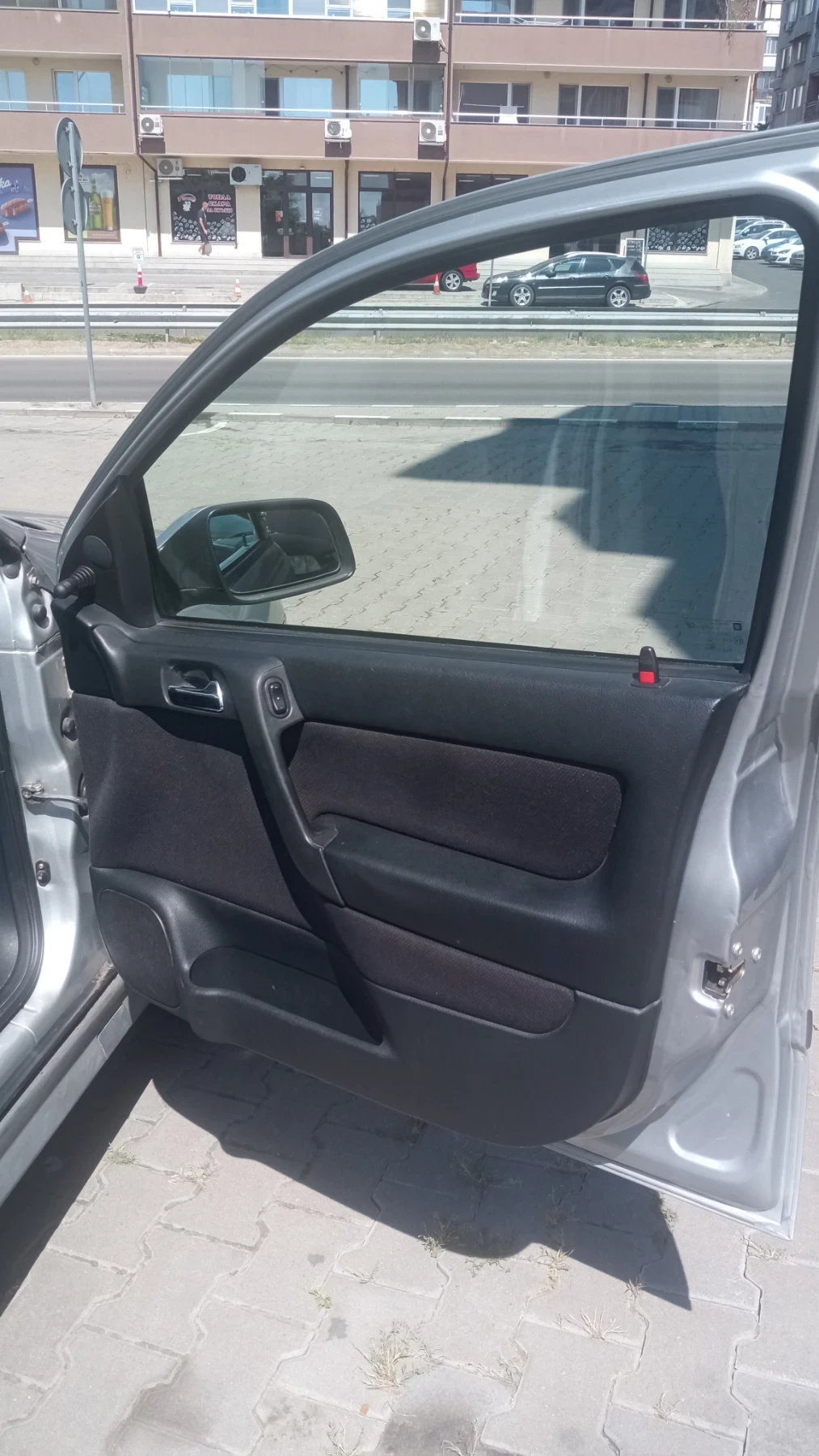 Opel Astra, снимка 11 - Автомобили и джипове - 55737466