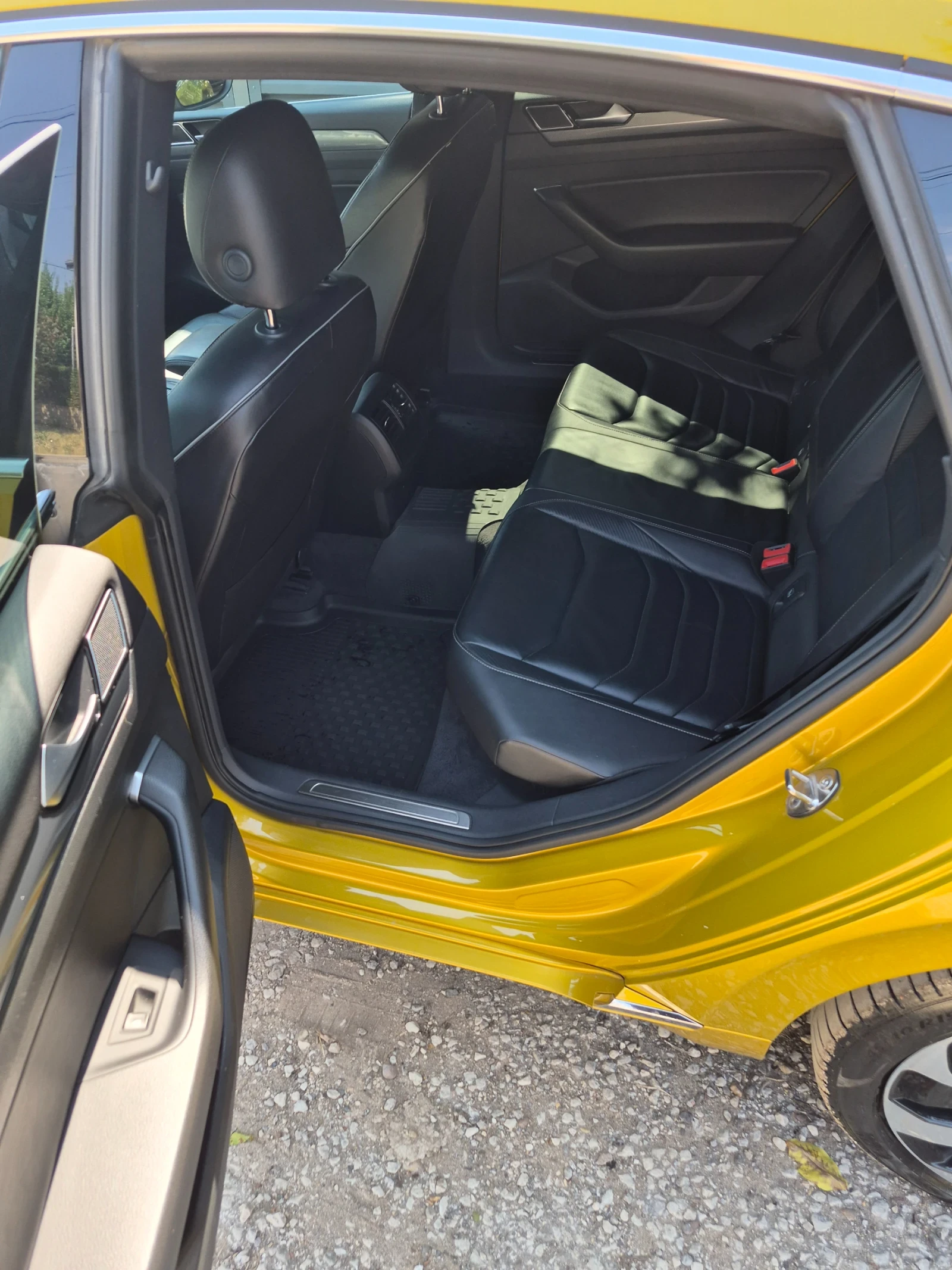 VW Arteon R-line 2.0 190кс., снимка 7 - Автомобили и джипове - 55769040