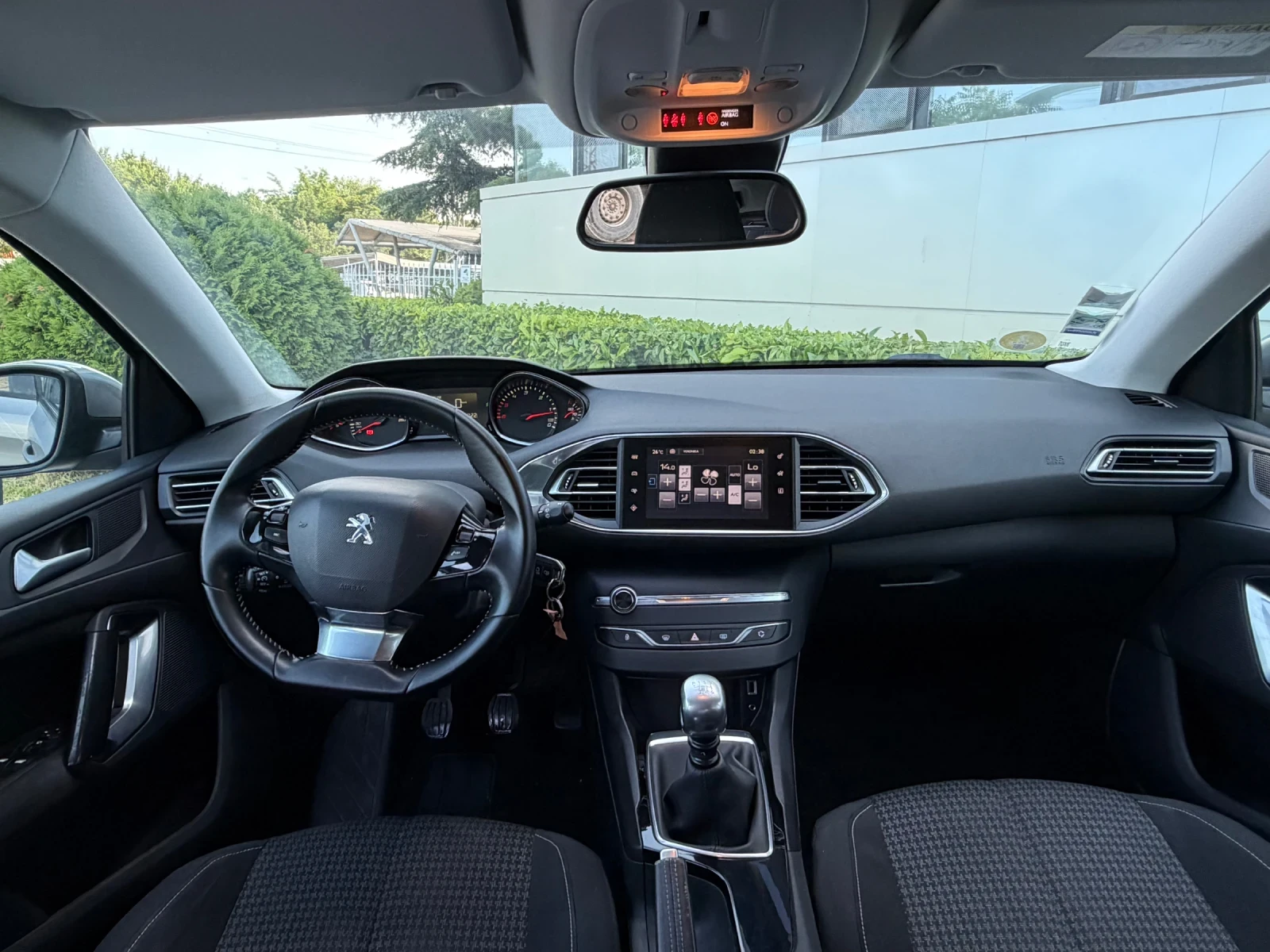 Peugeot 308 1.6 HDi  120ps Style, снимка 9 - Автомобили и джипове - 55962635