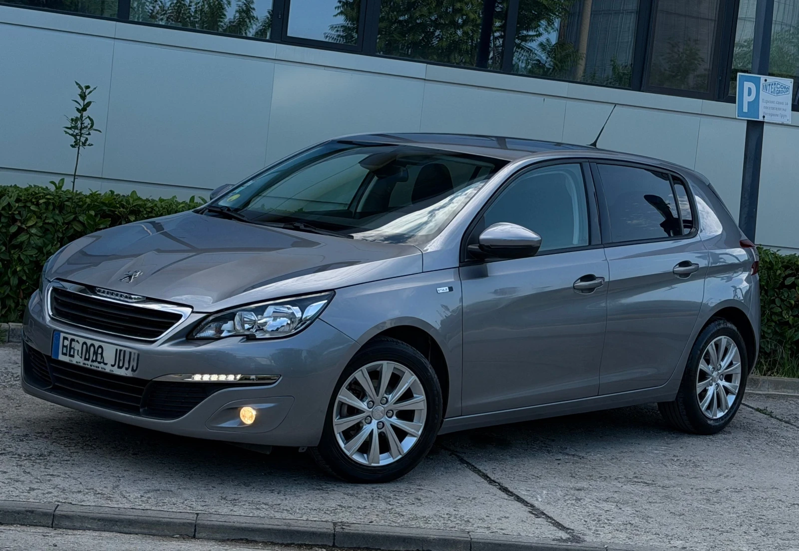 Peugeot 308 1.6 HDi  120ps Style
