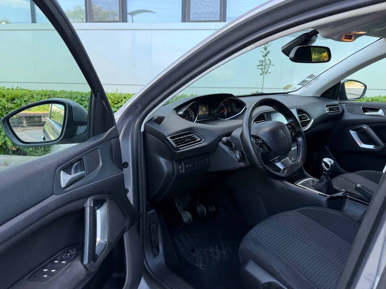 Peugeot 308 1.6 HDi  120ps Style, снимка 7 - Автомобили и джипове - 55962635