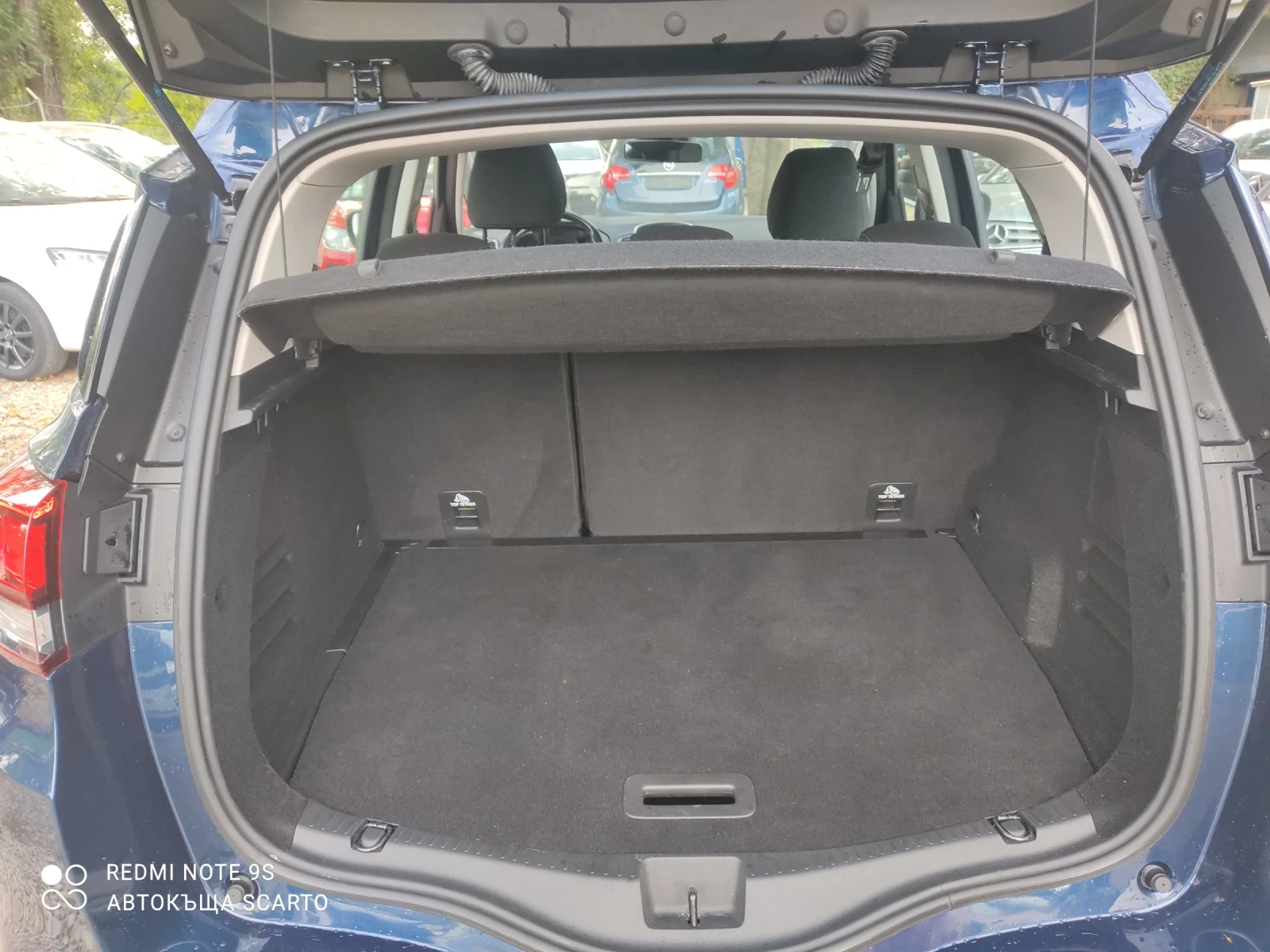 Renault Scenic Limited, 1.3i/116kc, 2018г., снимка 7 - Автомобили и джипове - 56038716