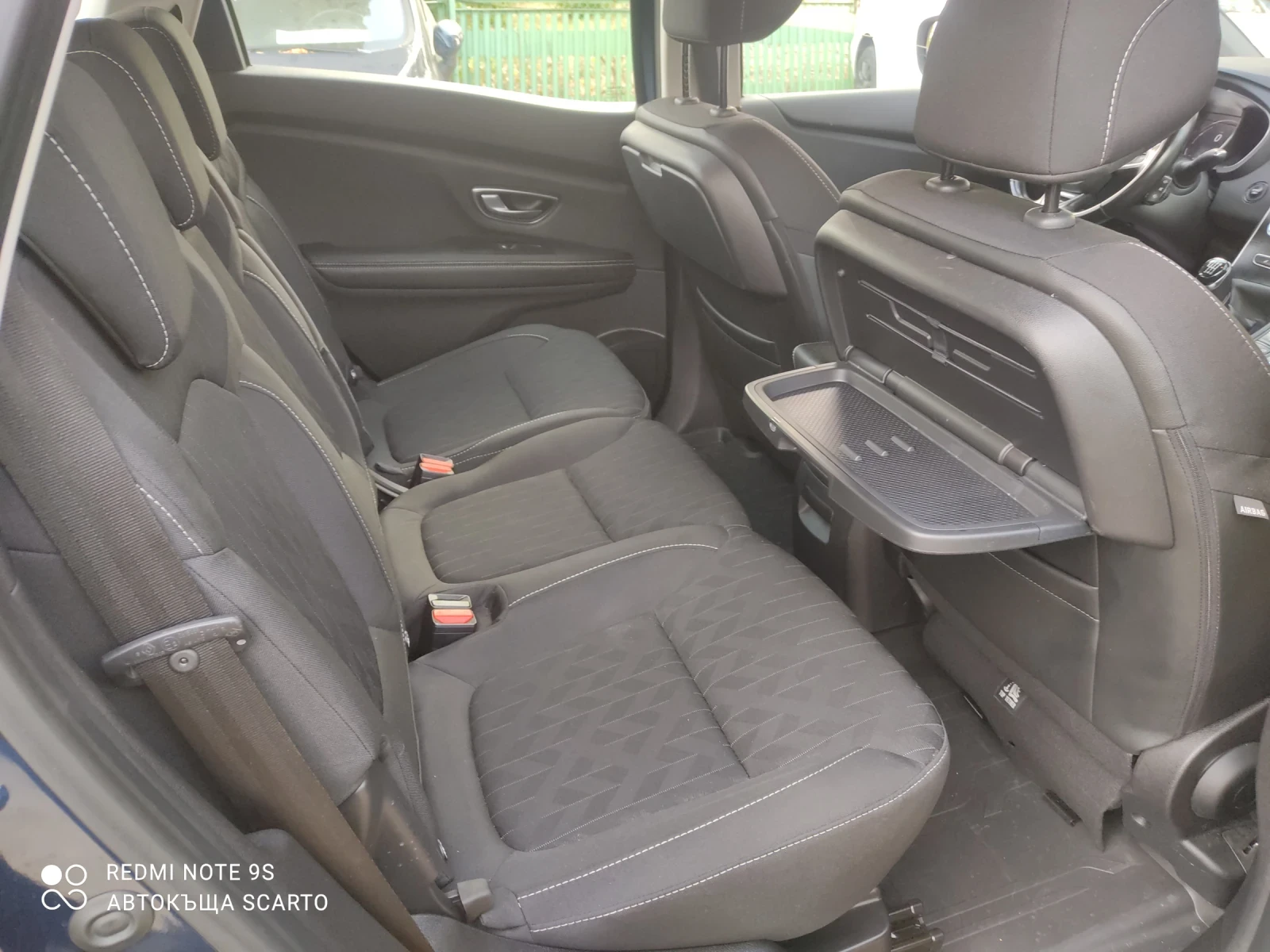Renault Scenic Limited, 1.3i/116kc, 2018г., снимка 8 - Автомобили и джипове - 56038716