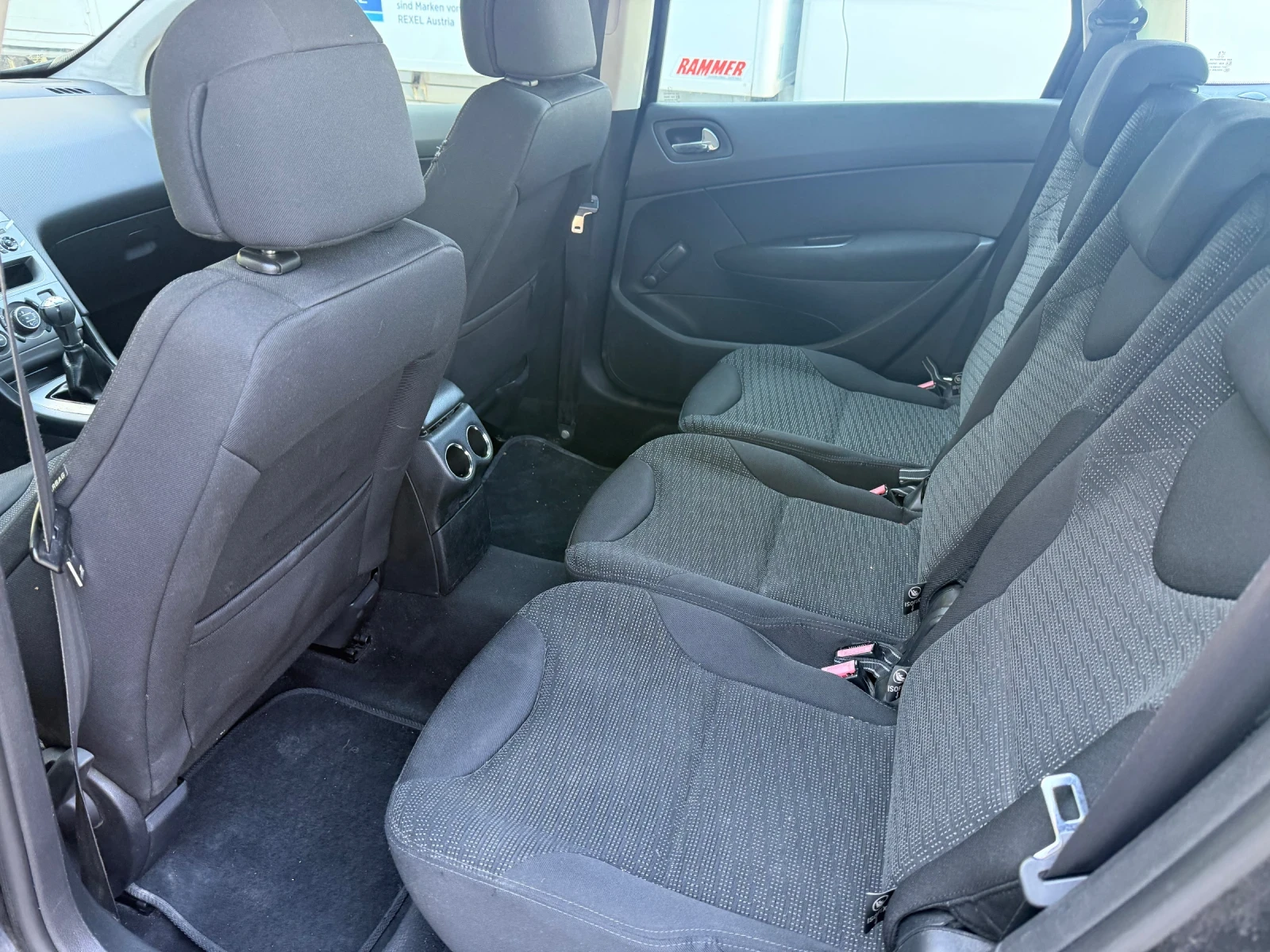 Peugeot 308 SW, снимка 8 - Автомобили и джипове - 56103638