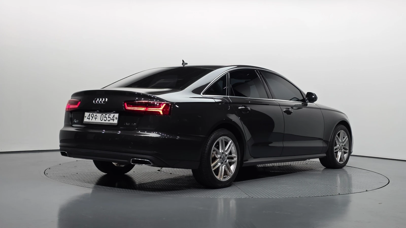 Audi A6 35 TDI, снимка 2 - Автомобили и джипове - 56338631