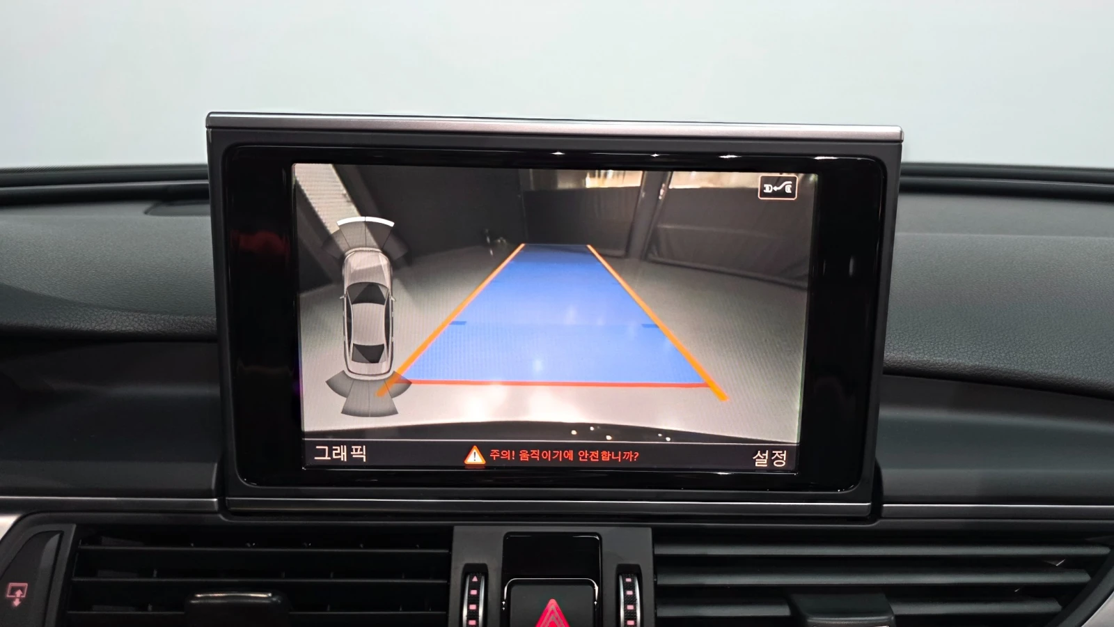 Audi A6 35 TDI, снимка 11 - Автомобили и джипове - 56338631