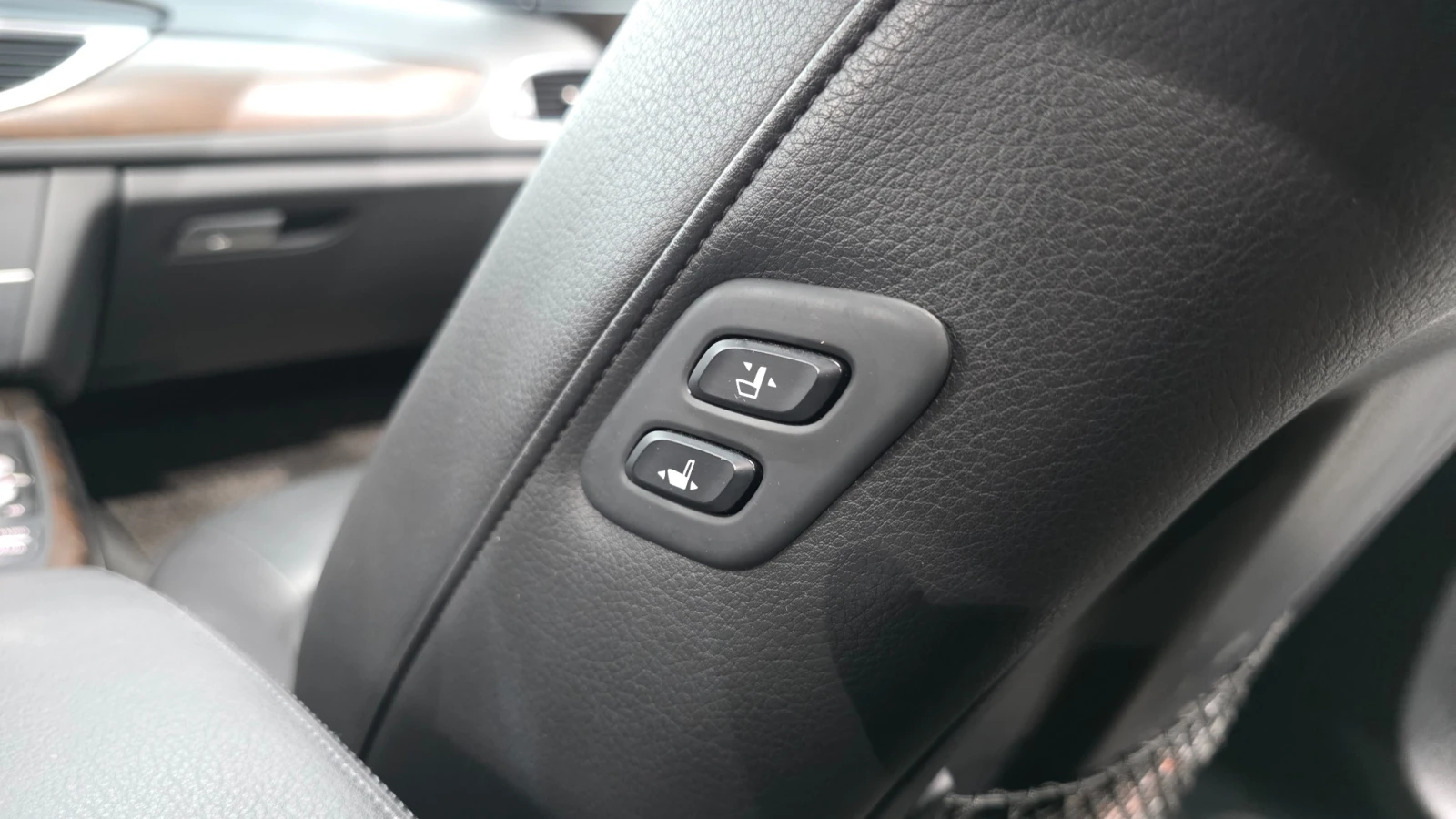 Audi A6 35 TDI, снимка 13 - Автомобили и джипове - 56338631