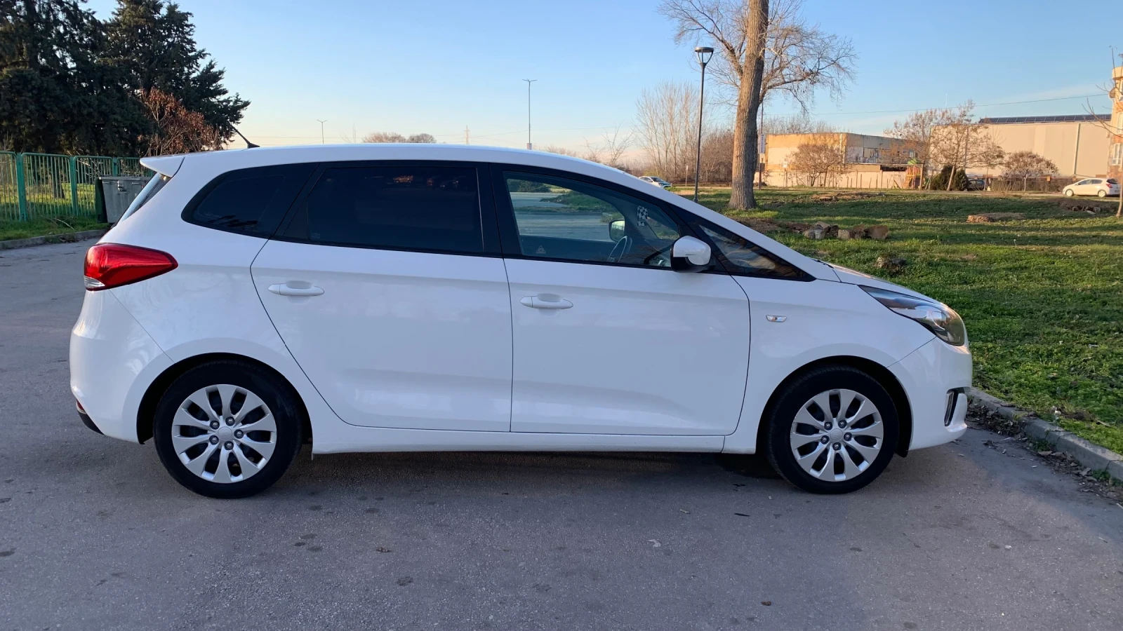 Kia Carens 1.6 | Mobile.bg � ����������� 7