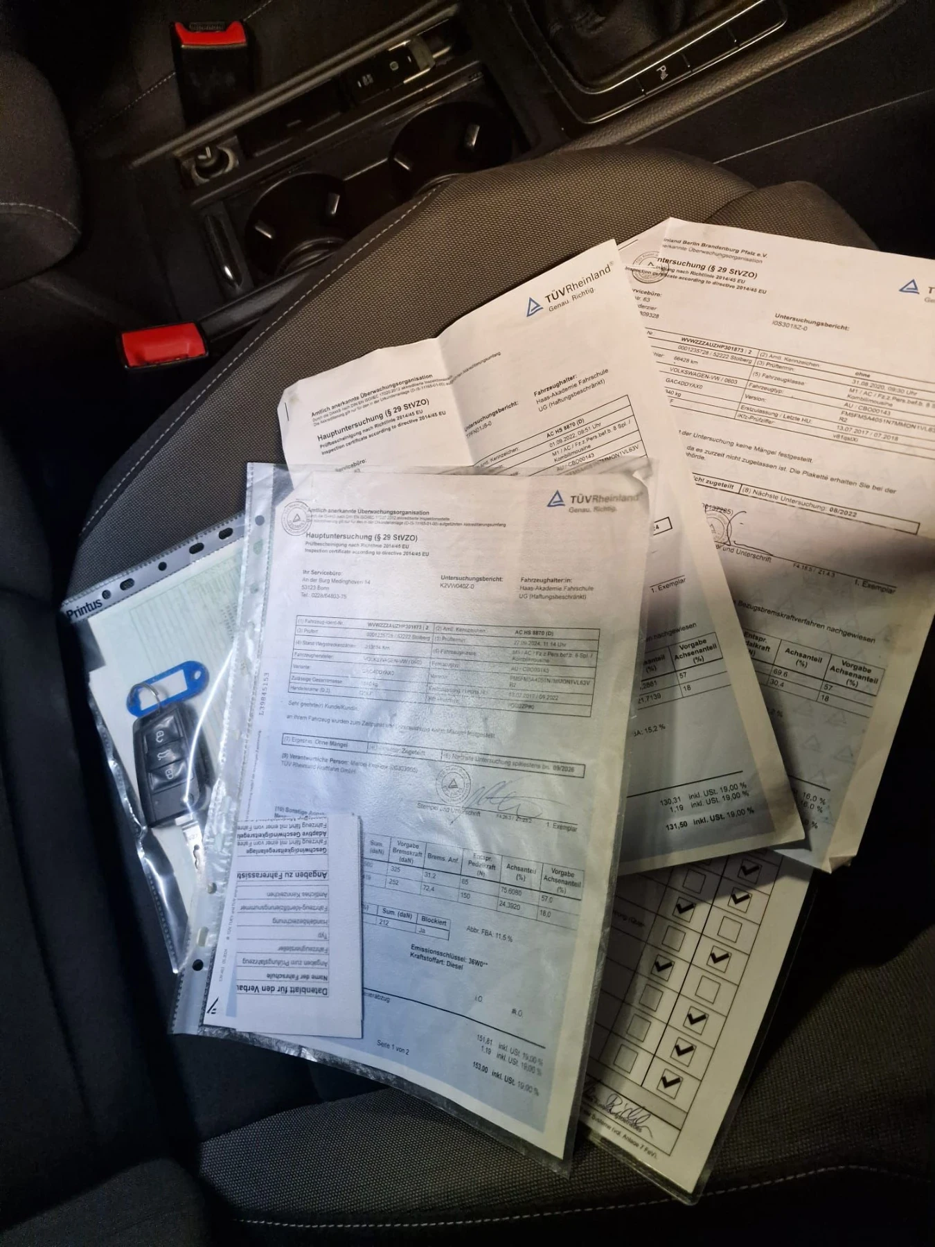 VW Golf Учебен 1.6 116к.с., снимка 12 - Автомобили и джипове - 56522947