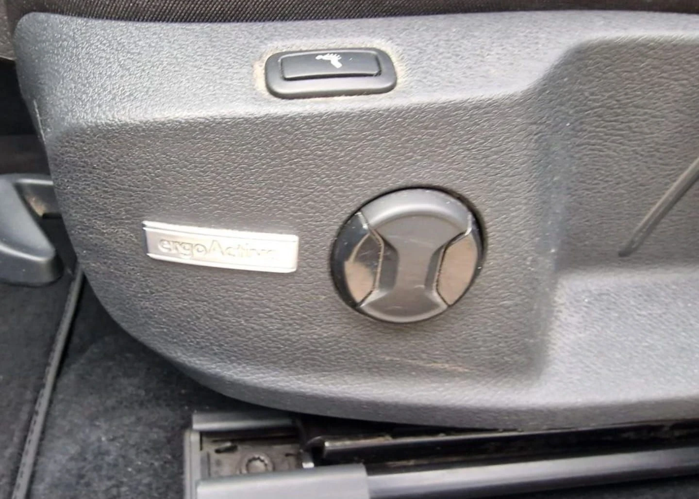 VW Golf Учебен 1.6 116к.с., снимка 11 - Автомобили и джипове - 56522947