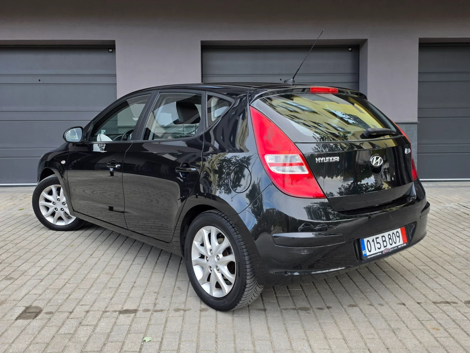 Hyundai I30 1.6, снимка 6 - Автомобили и джипове - 56532423
