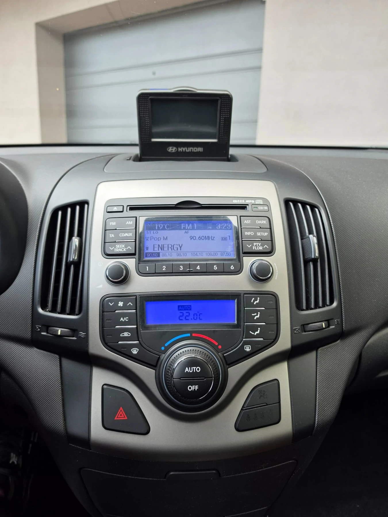 Hyundai I30 1.6, снимка 13 - Автомобили и джипове - 56532423