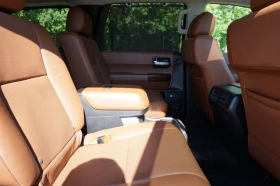 Toyota Sequoia Platinum , снимка 15