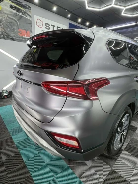 Hyundai Santa fe  2.2 CRDi 4x4 Premium Панорама / 360  / Кожа / Ада - 25900 € / 50656.00 лв. - 36160089 7