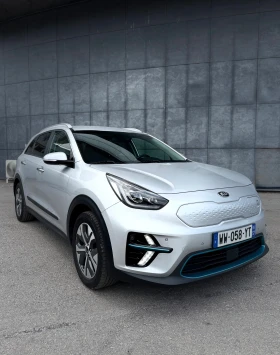 Kia Niro Premium Line 64kW - 14999 € / 29335.49 лв. - 20985934 2
