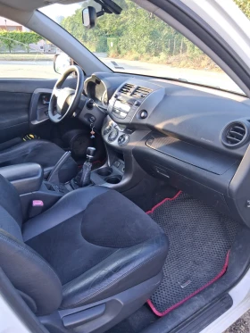 Toyota Rav4 2.2 D-4D 4x4, 150 �.�., 6-�������� ����� ��������� | Mobile.bg � ����� ������ 6