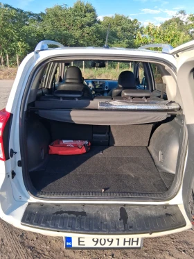 Toyota Rav4 2.2 D-4D 4x4, 150 �.�., 6-�������� ����� ��������� | Mobile.bg � ����� ������ 5