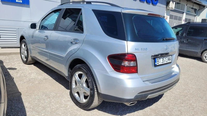 Mercedes-Benz ML 320 3.2 airmatic, снимка 3 - Автомобили и джипове - 47798713