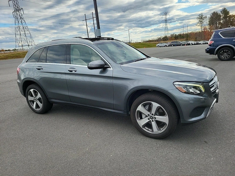 Mercedes-Benz GLC 300 4MATIC/PANO/NAVI/ПОДГРЕВ/KEYLESS, снимка 3 - Автомобили и джипове - 48130802