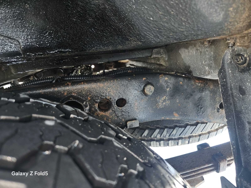 Nissan Navara, снимка 8 - Автомобили и джипове - 52055503