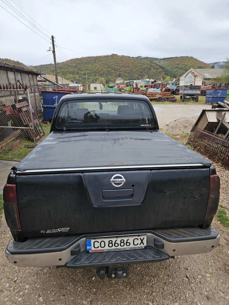 Nissan Navara, снимка 12 - Автомобили и джипове - 52055503