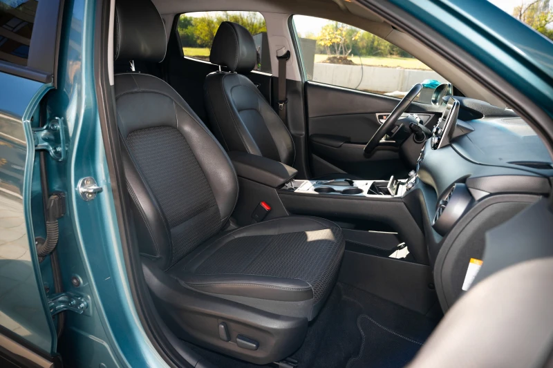 Hyundai Kona PREMIUM* 64KW* НОВА БАТЕРИЯ* ЛИЗИНГ* , снимка 7 - Автомобили и джипове - 52141499
