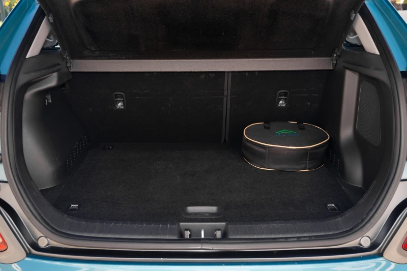 Hyundai Kona PREMIUM* 64KW* НОВА БАТЕРИЯ* ЛИЗИНГ* , снимка 16 - Автомобили и джипове - 52141499